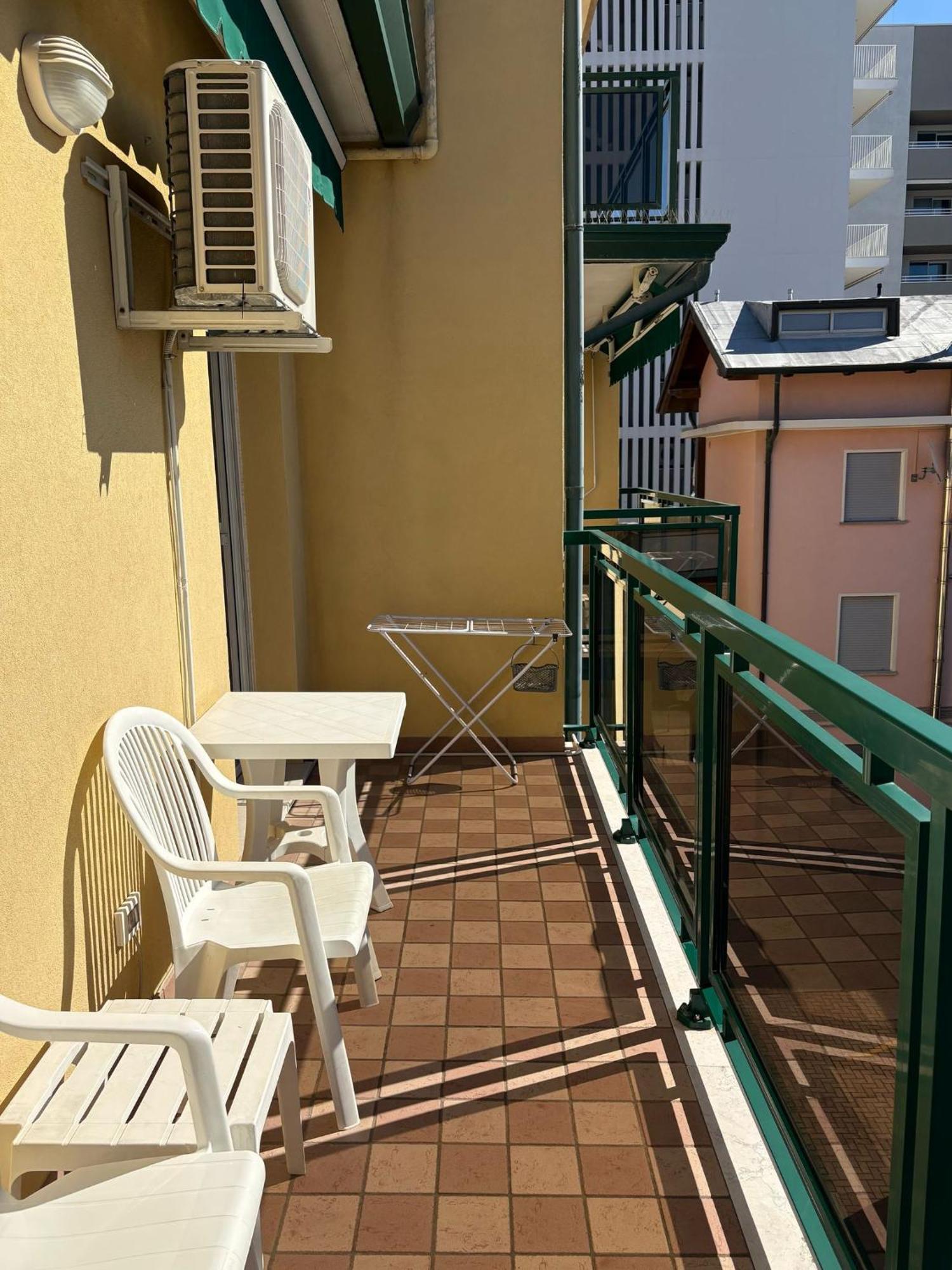 App4Rent - Villa Mimosa - Family Apartment Lido di Jesolo Exterior photo